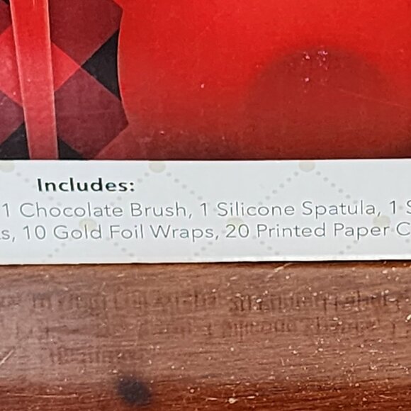 Handstand Kitchen I Love Cocoa Deluxe 50pc Cocoa Bomb and Mug Hugger Gift Set - Picture 9 of 16